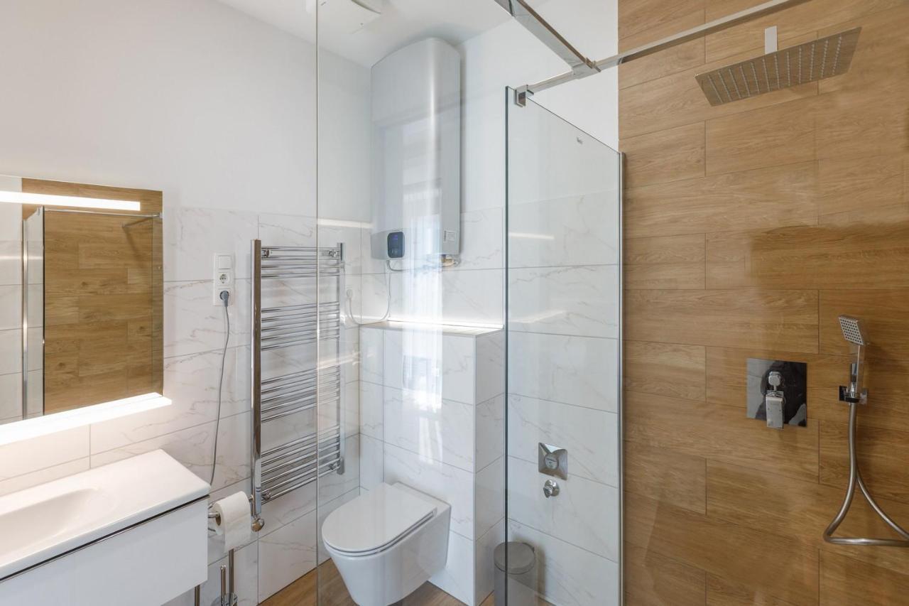 La Bella Centrum Apartmanok Piros/Sarga Хевиз Экстерьер фото