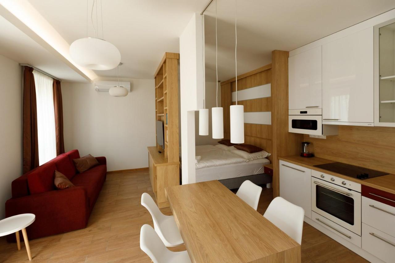La Bella Centrum Apartmanok Piros/Sarga Хевиз Экстерьер фото