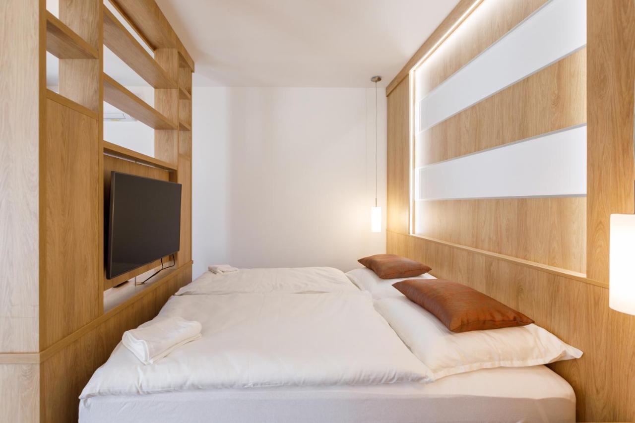 La Bella Centrum Apartmanok Piros/Sarga Хевиз Экстерьер фото
