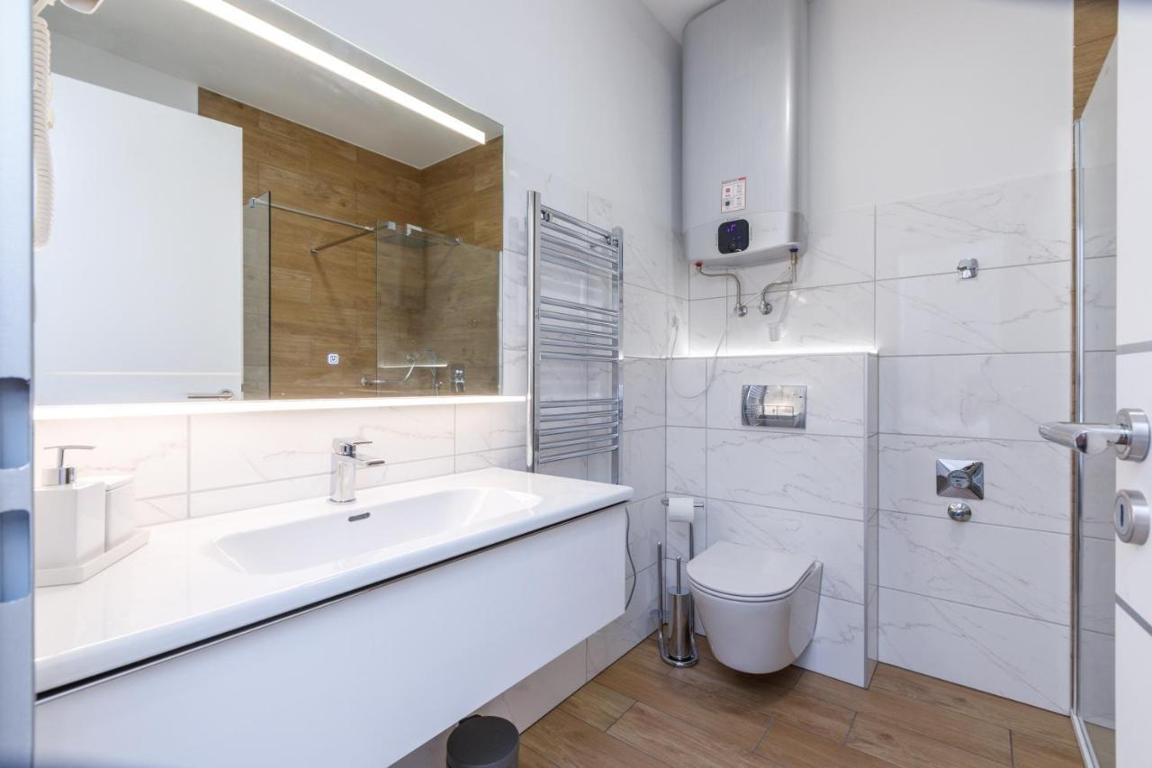 La Bella Centrum Apartmanok Piros/Sarga Хевиз Экстерьер фото
